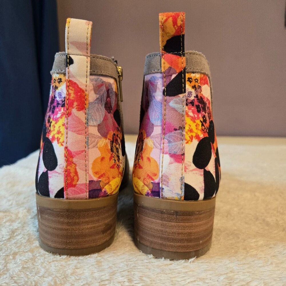 Inkkas Savannah booties US 10 EU 41 gently used floral and suede